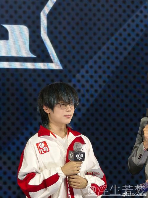 RNG.M轻松取胜，黄超发文质疑：这真的是AG吗！？